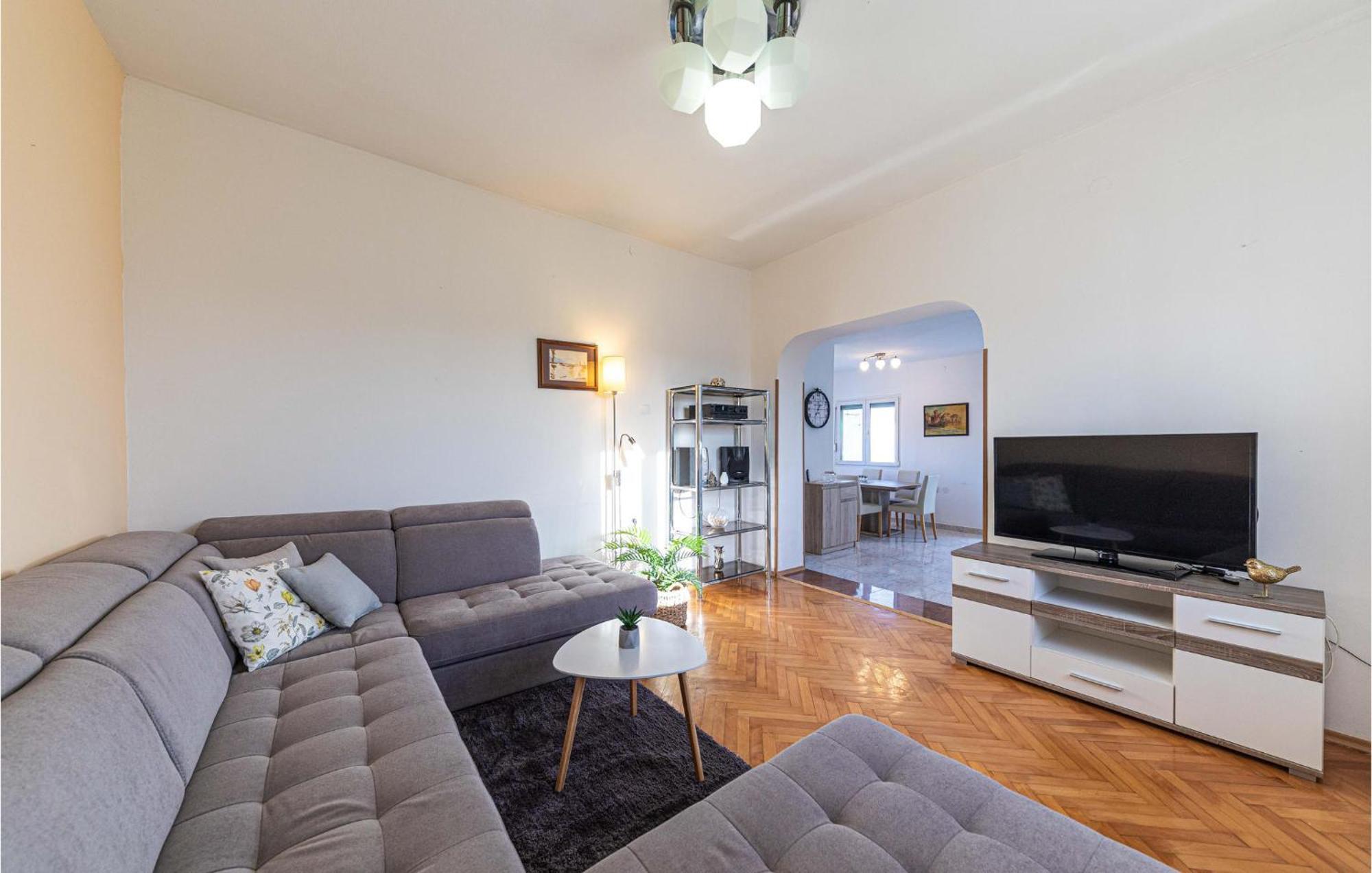 Kaštela Lovely Apartment In Kastel Kambelovac With Wifi מראה חיצוני תמונה