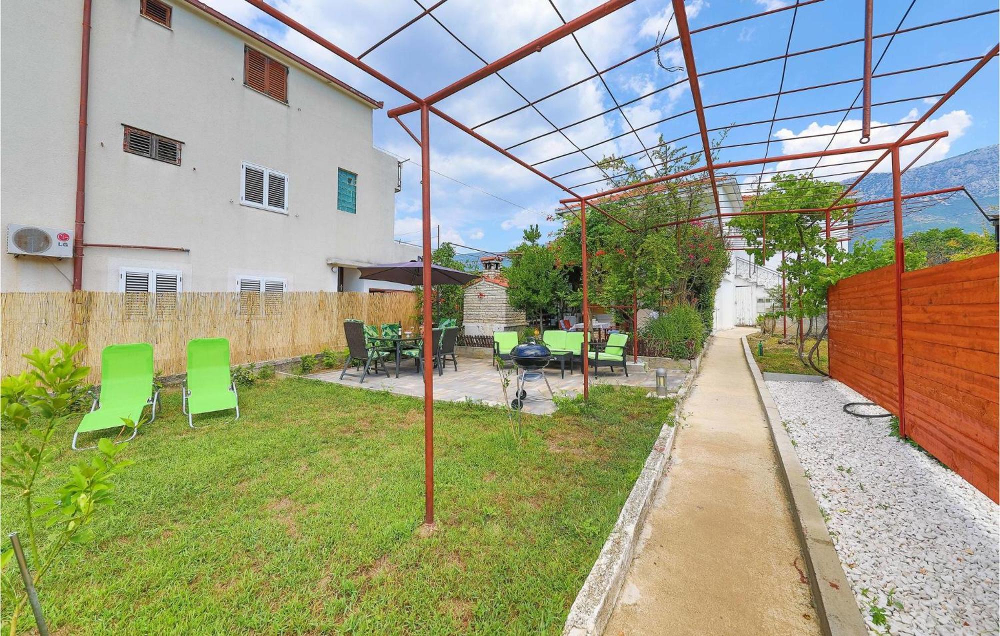 Kaštela Lovely Apartment In Kastel Kambelovac With Wifi מראה חיצוני תמונה